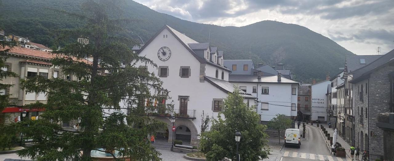 Willa Casa Robelca Biescas  Zewnętrze zdjęcie